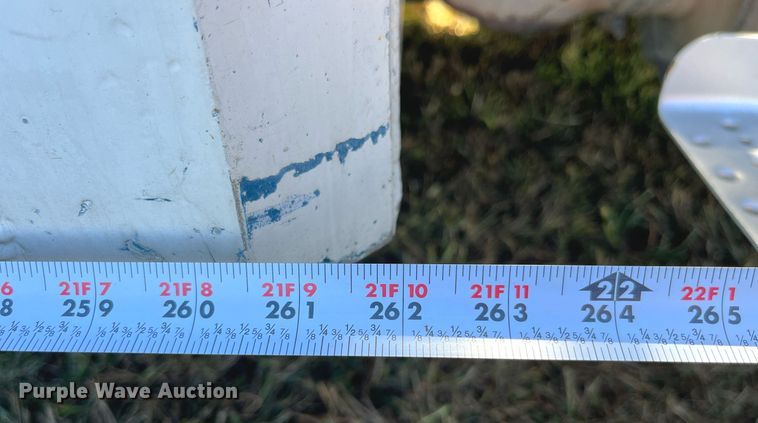 image for item DP2111 2006 Freightliner Business Class M2  delivery truck