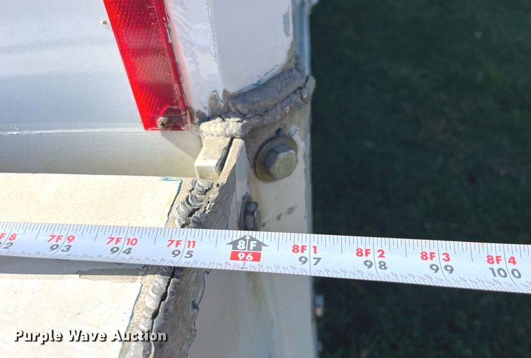 image for item DP2111 2006 Freightliner Business Class M2  delivery truck