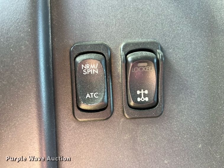 image for item DP2111 2006 Freightliner Business Class M2  delivery truck