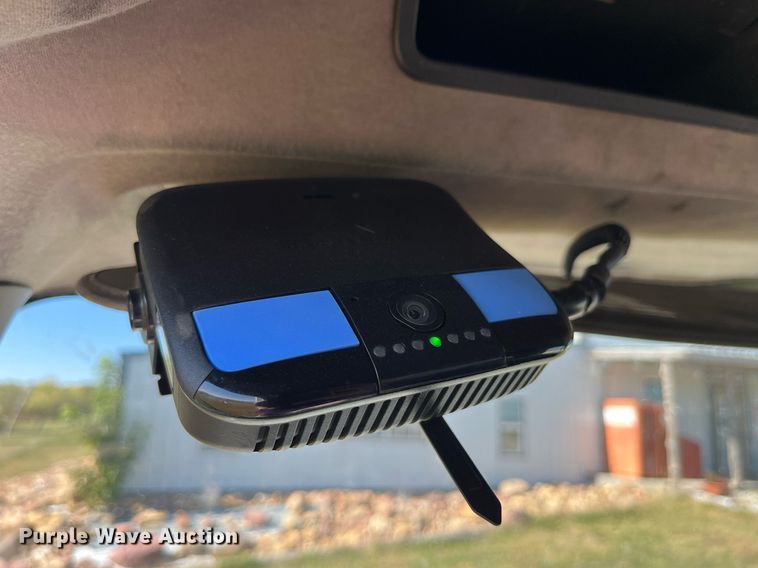 image for item DP2111 2006 Freightliner Business Class M2  delivery truck