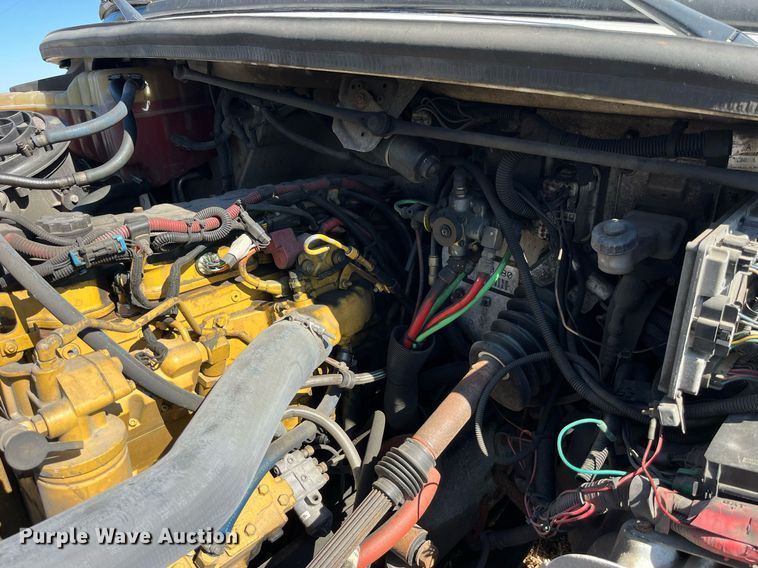 image for item DP2111 2006 Freightliner Business Class M2  delivery truck