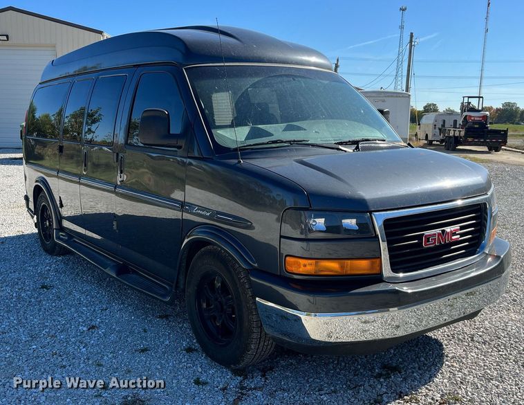 image for item DP2113 2014 GMC Savanna Limited  van