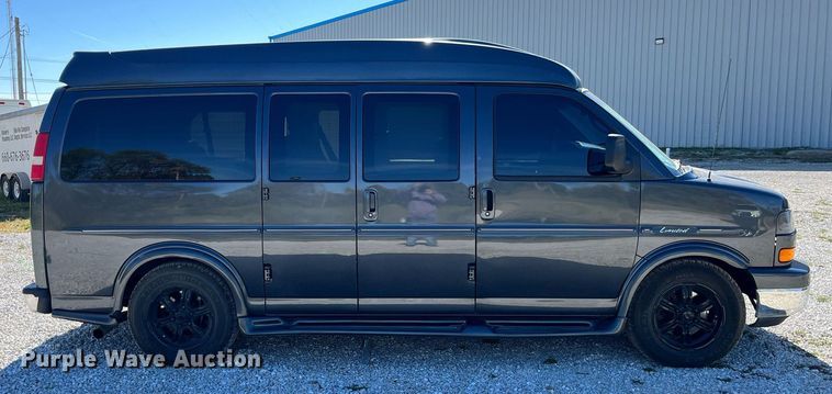 image for item DP2113 2014 GMC Savanna Limited  van