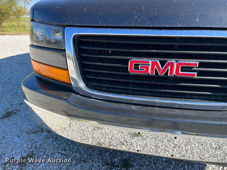 image for item DP2113 2014 GMC Savanna Limited  van