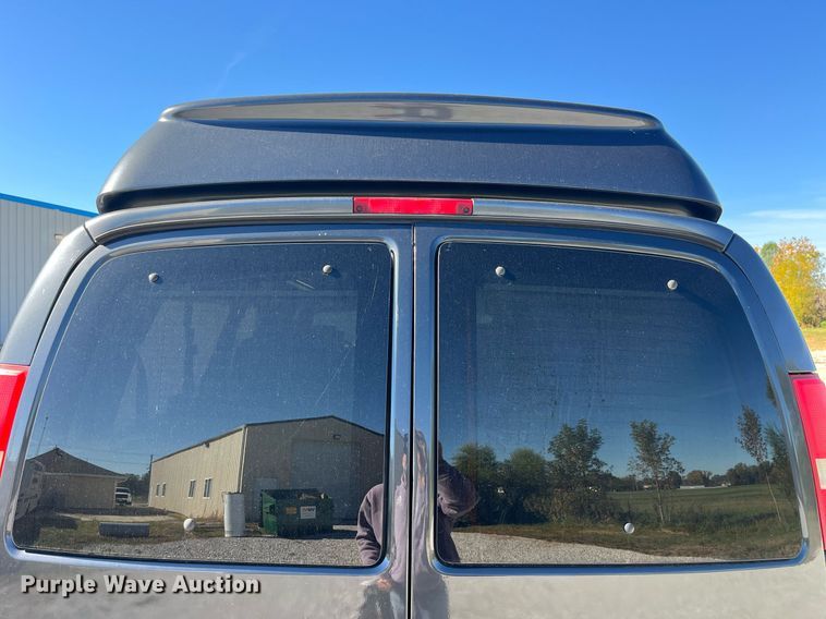 image for item DP2113 2014 GMC Savanna Limited  van