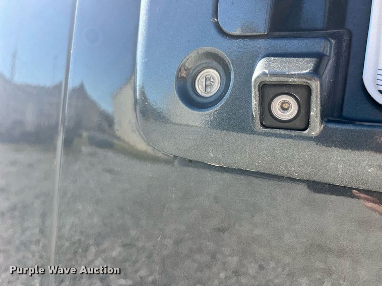 image for item DP2113 2014 GMC Savanna Limited  van