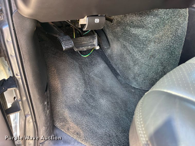 image for item DP2113 2014 GMC Savanna Limited  van