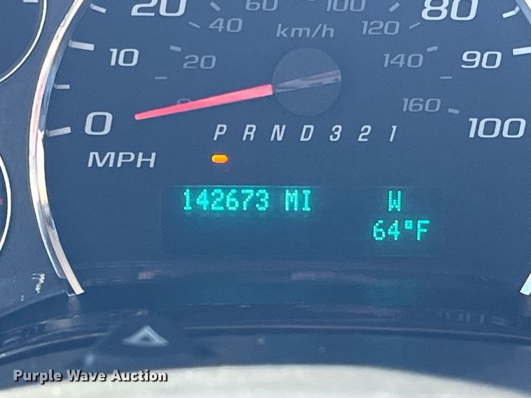 image for item DP2113 2014 GMC Savanna Limited  van