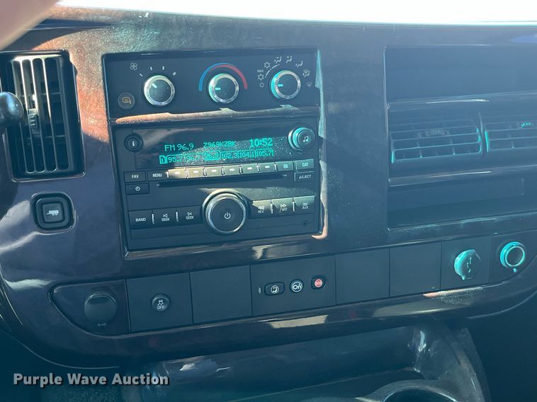 image for item DP2113 2014 GMC Savanna Limited  van