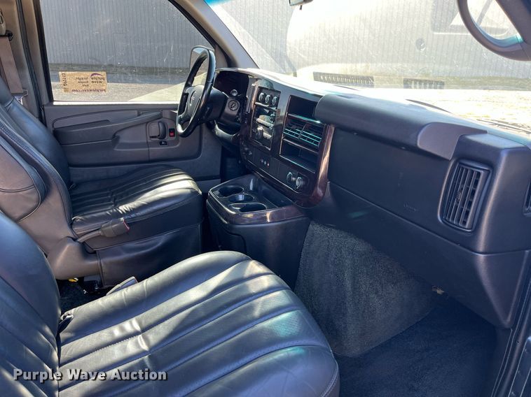 image for item DP2113 2014 GMC Savanna Limited  van