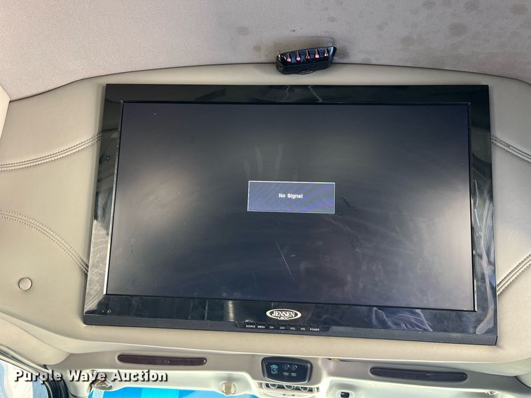 image for item DP2113 2014 GMC Savanna Limited  van