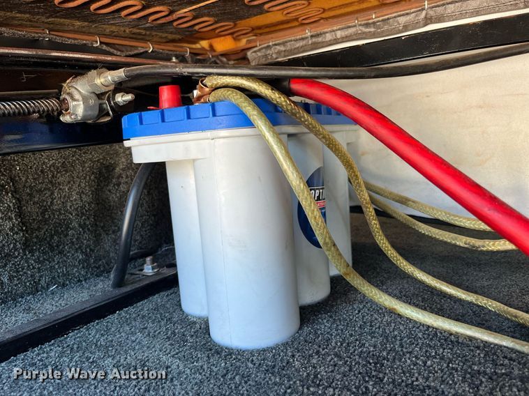 image for item DP2113 2014 GMC Savanna Limited  van