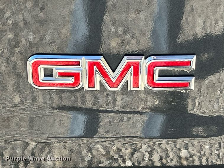 image for item DP2113 2014 GMC Savanna Limited  van