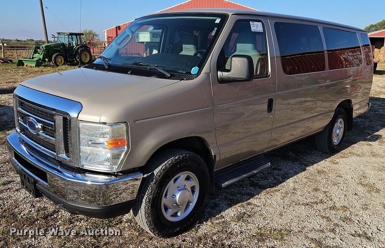 image for item DP2475 2009 Ford E350 XL Super Duty  van