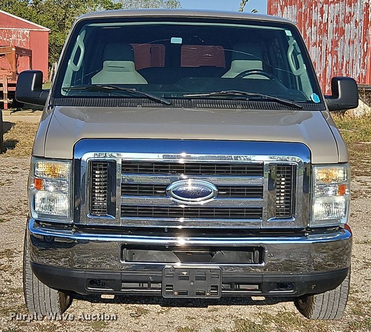 image for item DP2475 2009 Ford E350 XL Super Duty  van