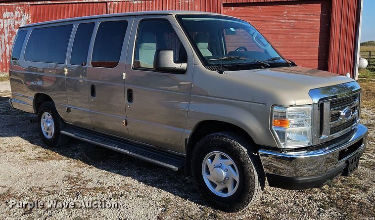 image for item DP2475 2009 Ford E350 XL Super Duty  van