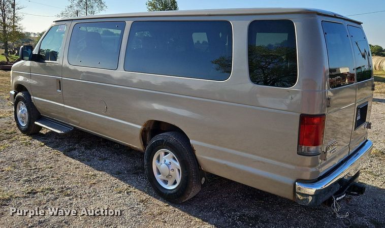 image for item DP2475 2009 Ford E350 XL Super Duty  van