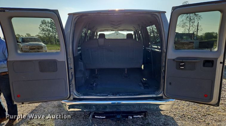 image for item DP2475 2009 Ford E350 XL Super Duty  van