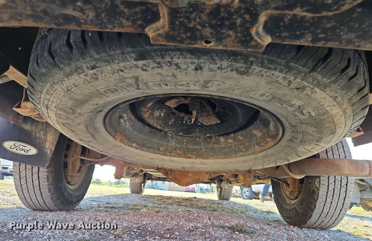 image for item DP2475 2009 Ford E350 XL Super Duty  van