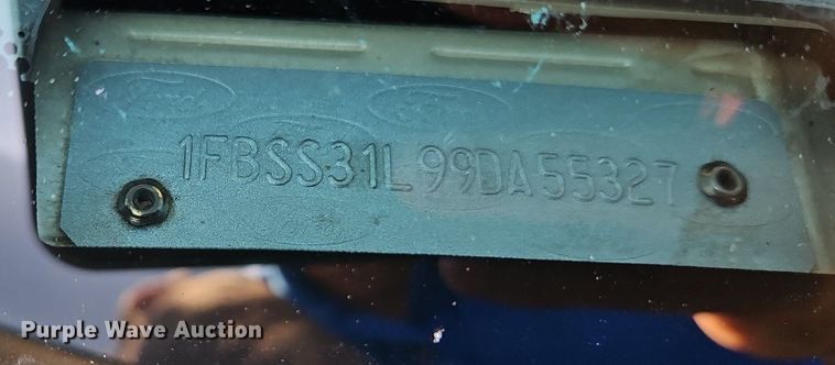 image for item DP2475 2009 Ford E350 XL Super Duty  van