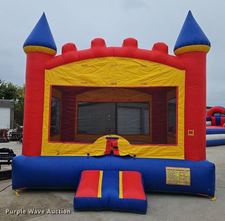 image for item DP2500 Kangaroo Inflatables KBH-1183-C-LW  bounce house
