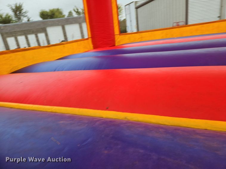 image for item DP2500 Kangaroo Inflatables KBH-1183-C-LW  bounce house