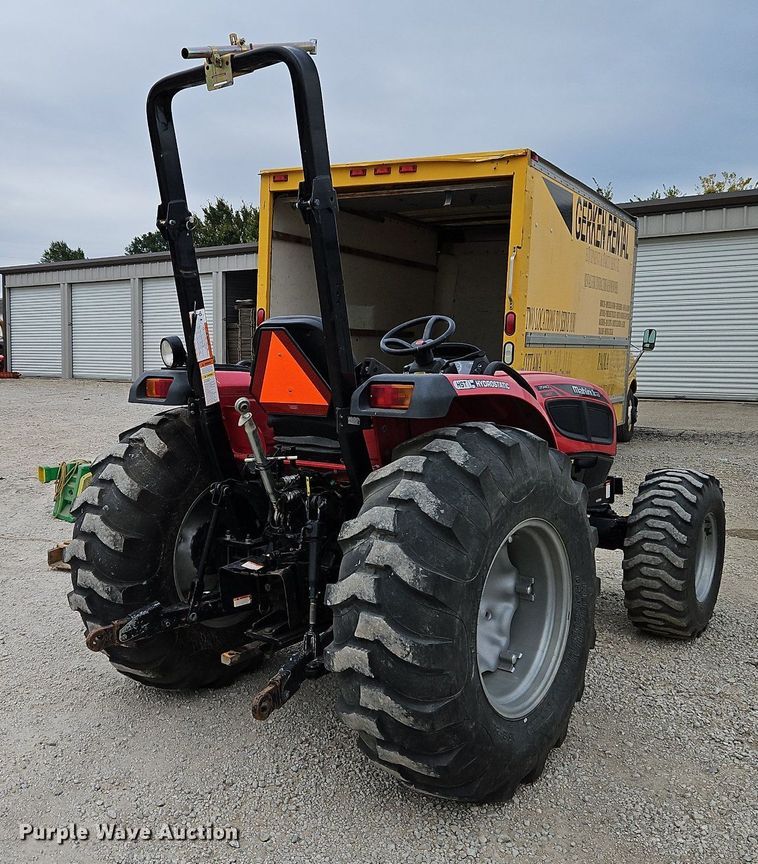 image for item DP2505 2015 Mahindra 3540 MFWD tractor