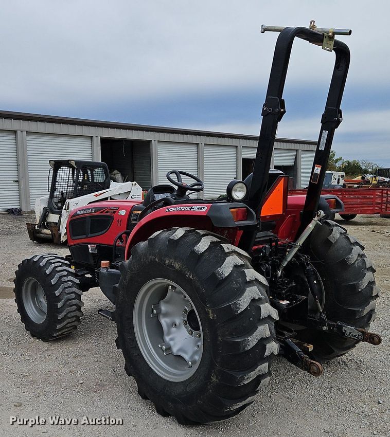 image for item DP2505 2015 Mahindra 3540 MFWD tractor