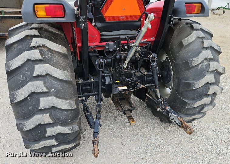 image for item DP2505 2015 Mahindra 3540 MFWD tractor