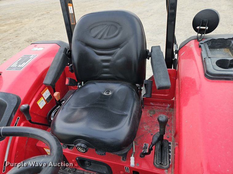 image for item DP2505 2015 Mahindra 3540 MFWD tractor