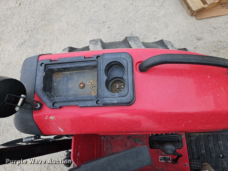 image for item DP2505 2015 Mahindra 3540 MFWD tractor