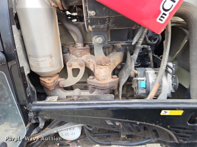 image for item DP2505 2015 Mahindra 3540 MFWD tractor