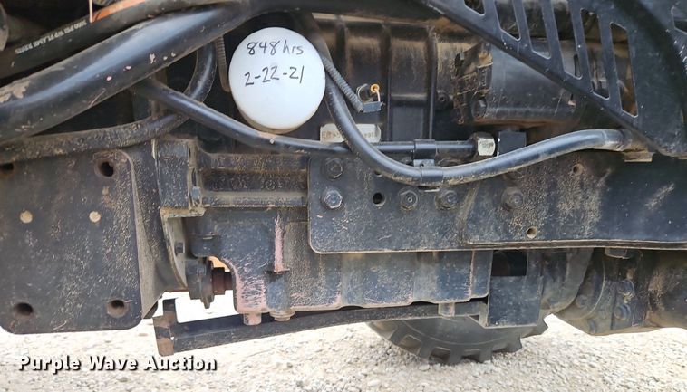 image for item DP2505 2015 Mahindra 3540 MFWD tractor