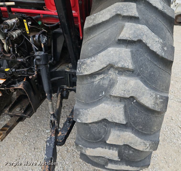 image for item DP2505 2015 Mahindra 3540 MFWD tractor