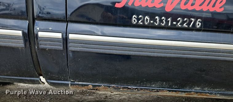 image for item DP2511 2001 Chevrolet Silverado 1500  pickup truck