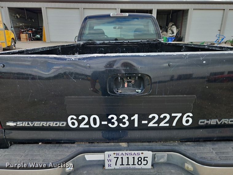 image for item DP2511 2001 Chevrolet Silverado 1500  pickup truck