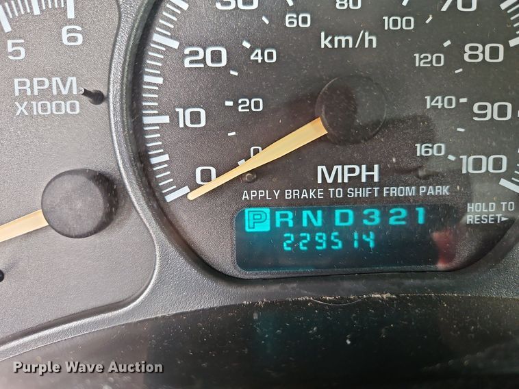 image for item DP2511 2001 Chevrolet Silverado 1500  pickup truck