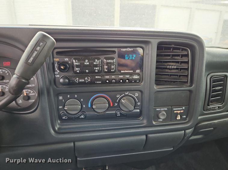 image for item DP2511 2001 Chevrolet Silverado 1500  pickup truck