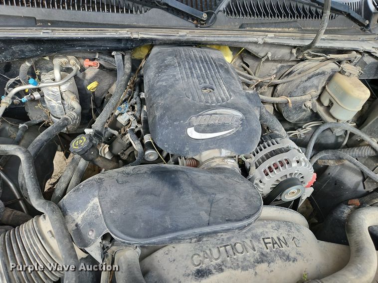 image for item DP2511 2001 Chevrolet Silverado 1500  pickup truck