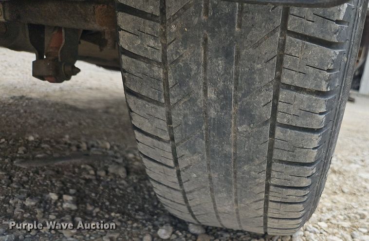 image for item DP2511 2001 Chevrolet Silverado 1500  pickup truck