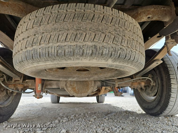 image for item DP2511 2001 Chevrolet Silverado 1500  pickup truck