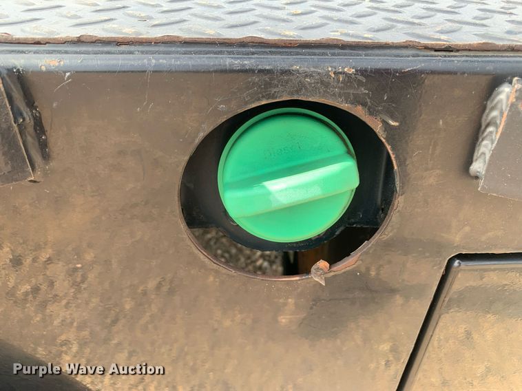 image for item DP8669 2018 GMC Sierra 3500HD  Crew Cab flatbed pickup truck