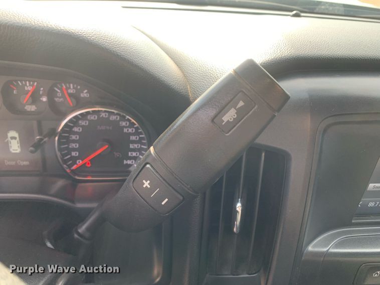 image for item DP8669 2018 GMC Sierra 3500HD  Crew Cab flatbed pickup truck