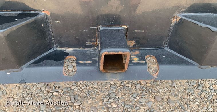 image for item DP8670 2018 GMC Sierra 3500HD  Crew Cab flatbed pickup truck