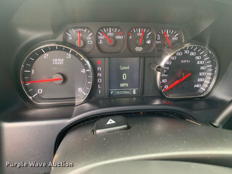 image for item DP8670 2018 GMC Sierra 3500HD  Crew Cab flatbed pickup truck