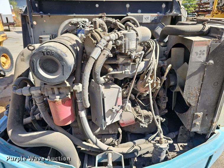 image for item DQ0216 Tennant 528  sweeper