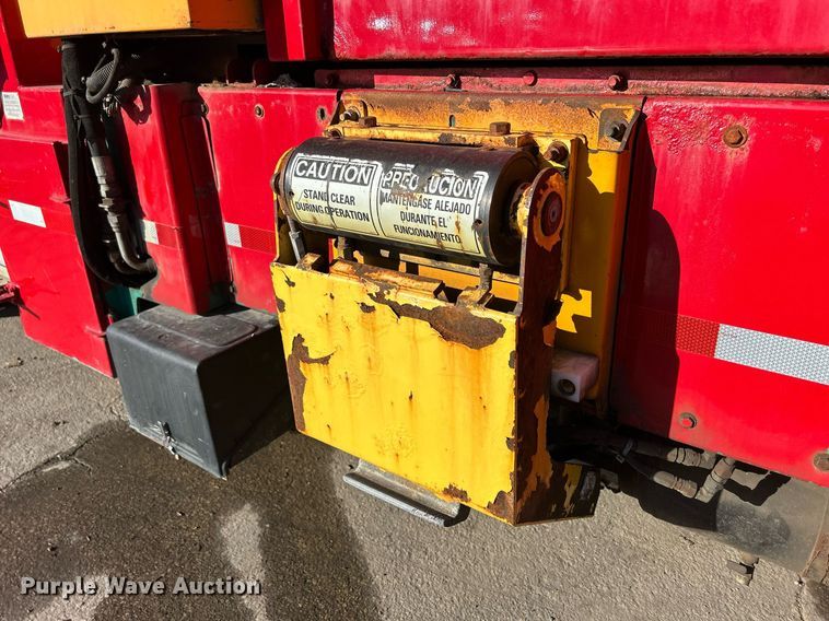 image for item DQ0958 2009 Freightliner Business Class M2 106  refuse truck