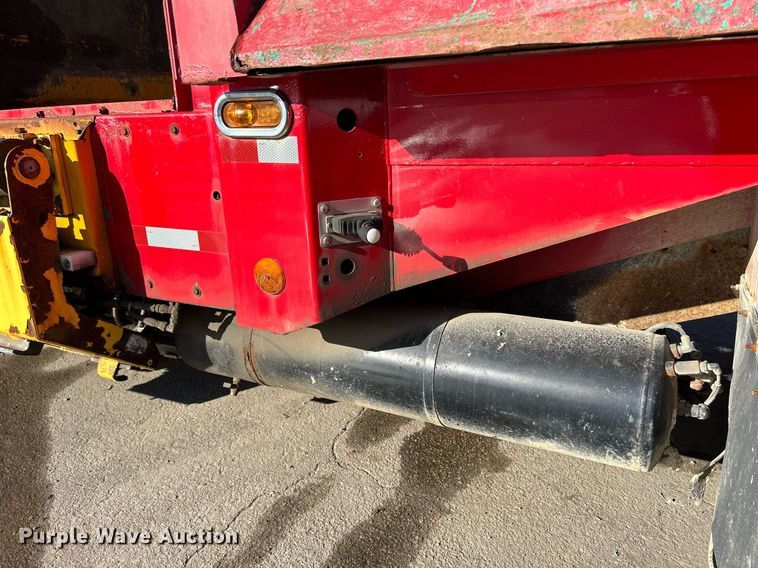 image for item DQ0958 2009 Freightliner Business Class M2 106  refuse truck