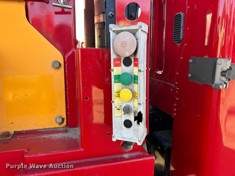 image for item DQ0958 2009 Freightliner Business Class M2 106  refuse truck