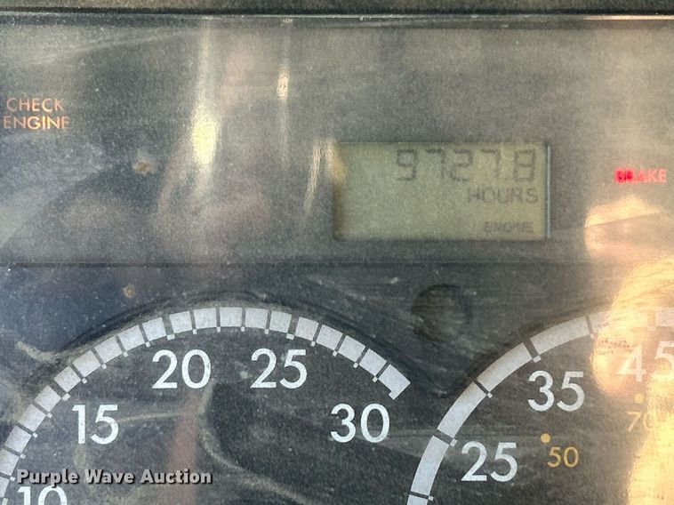 image for item DQ0958 2009 Freightliner Business Class M2 106  refuse truck